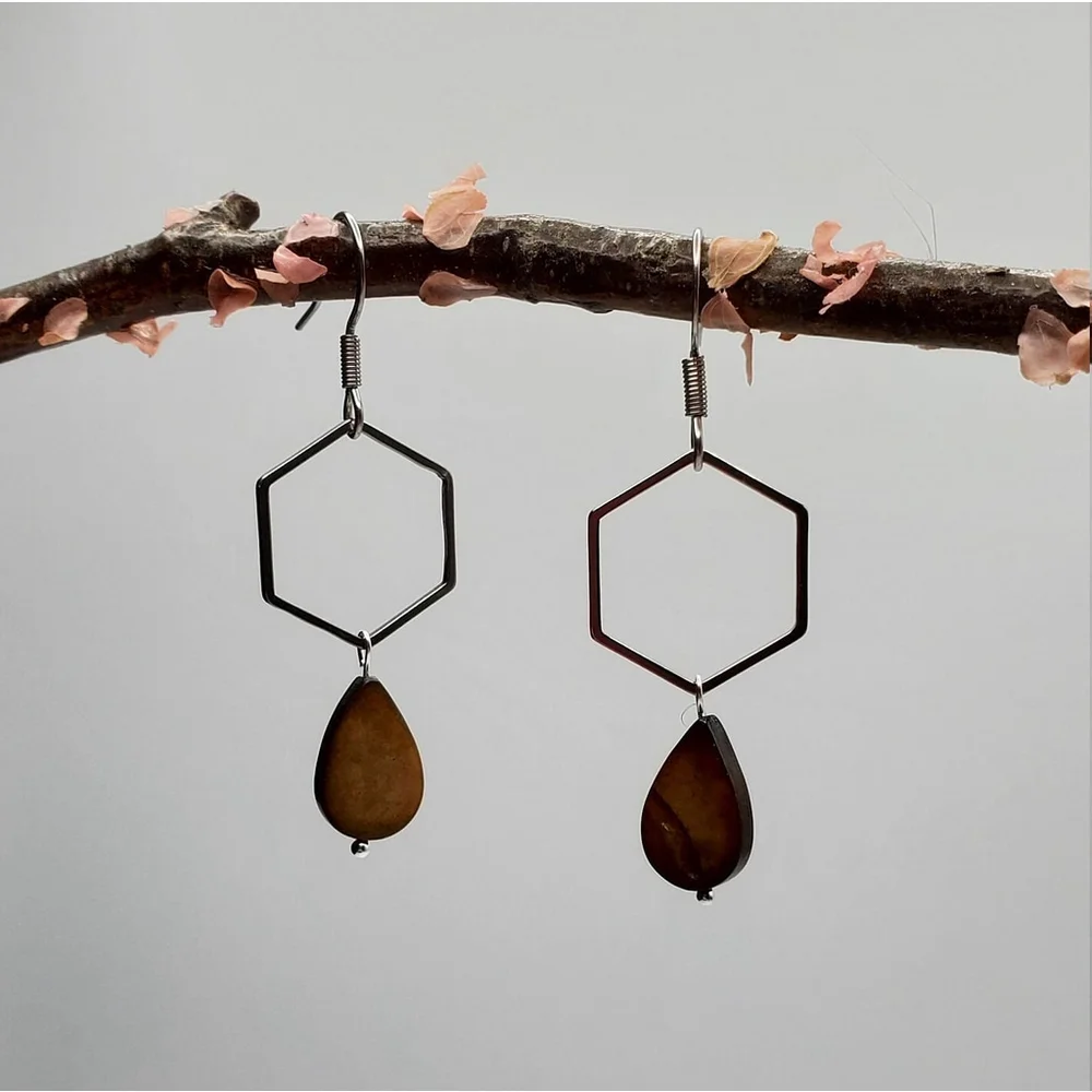 Modern Hexagon Earrings Brown Teardrop Shell Anti-Tarnish Stainless Steel Hooks